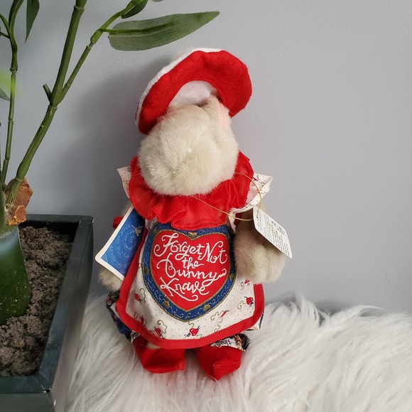 Vintage Muffy VanderBear Hoppy VanderHare The Bunny Knave Stuffed Toy - Picture 1 of 10